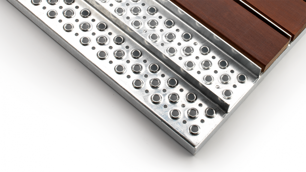 Jettydeck partially filled Wood.png